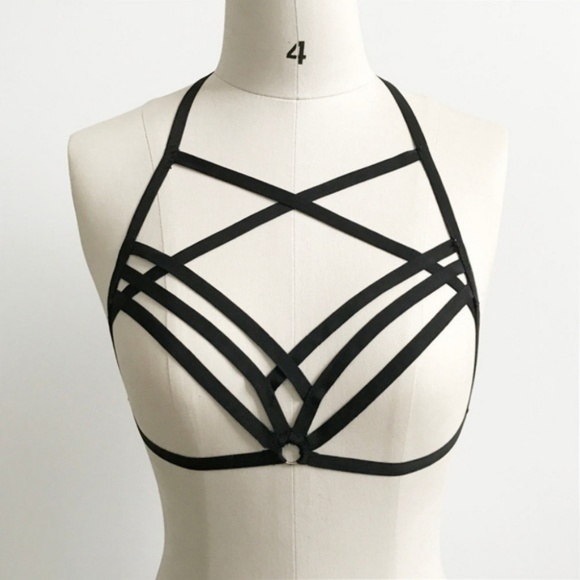 Black Strappy Criss Cross Harness Hollow Bralette - Picture 2 of 6